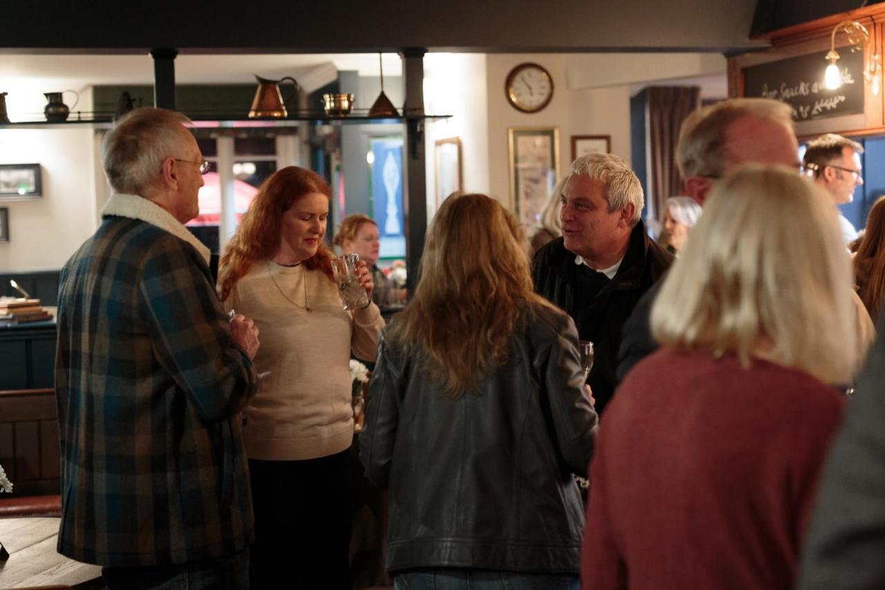 The Three Horseshoes East Worldham Alton  Extérieur photo