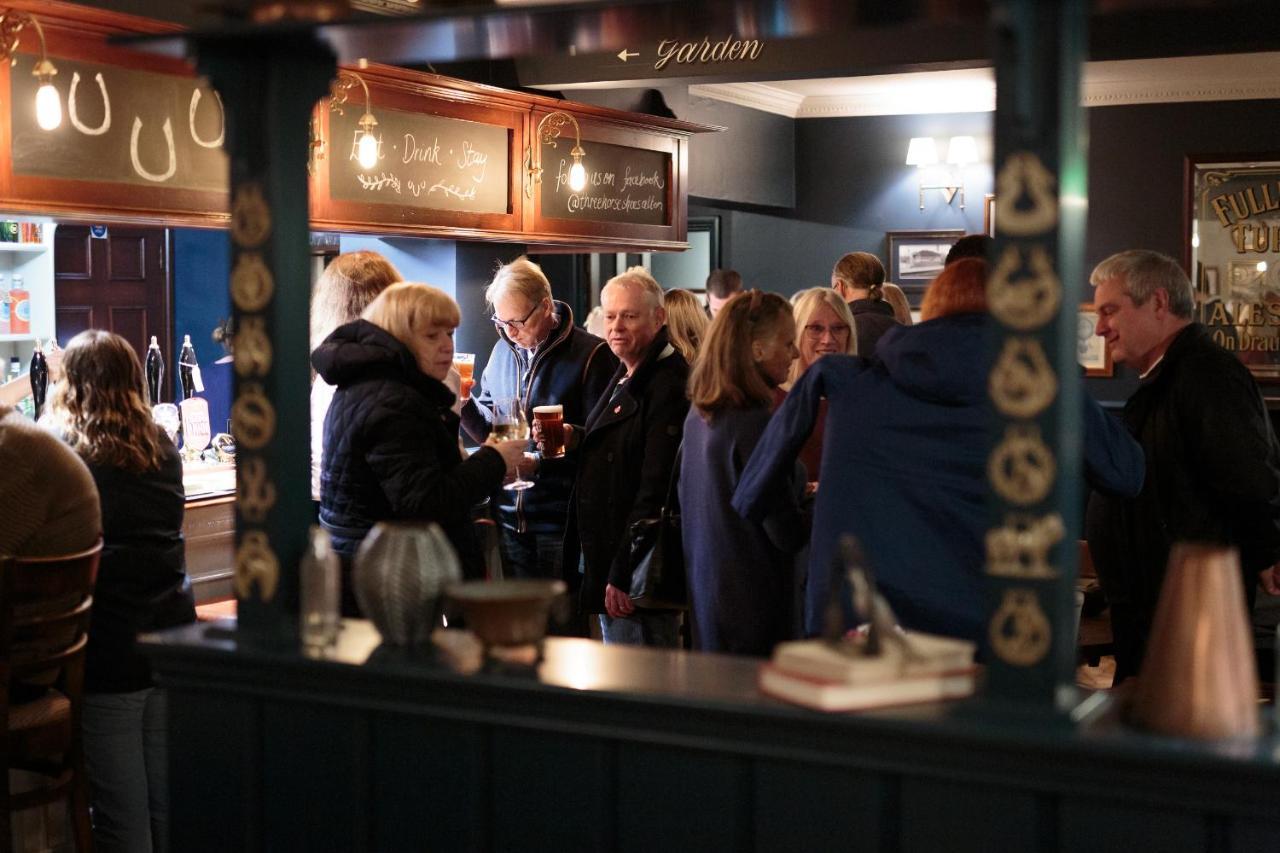 The Three Horseshoes East Worldham Alton  Extérieur photo